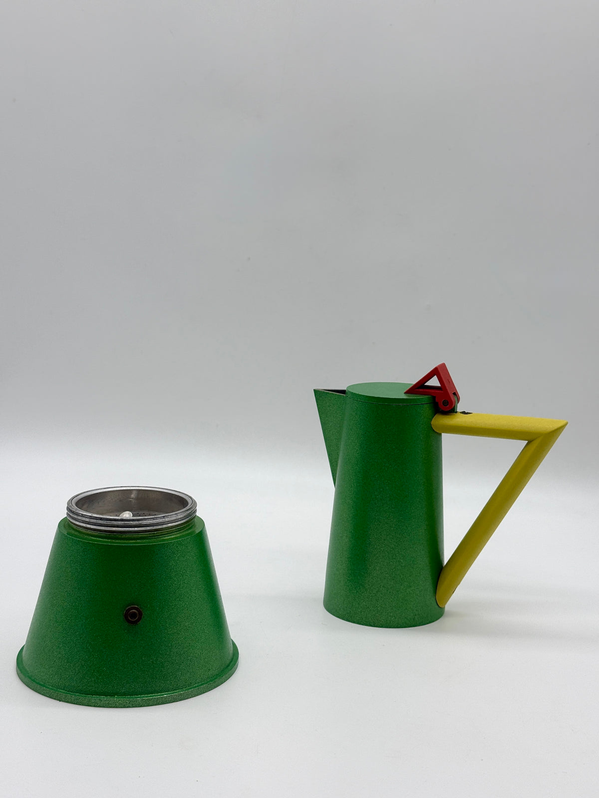 Grande cafetière « Accademia », Ettore Sottsass & Matteo Thun, Italie 1984