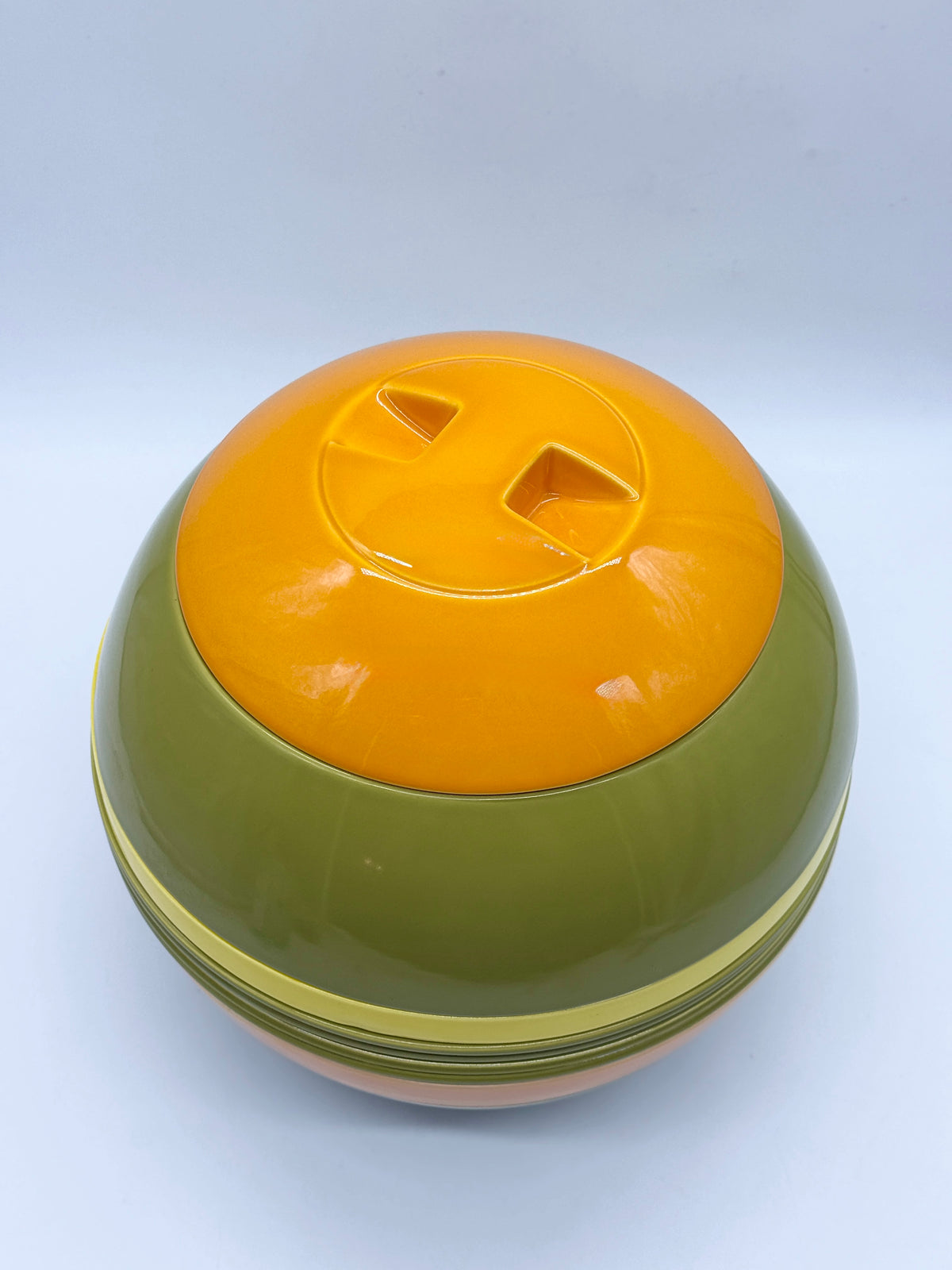 "Die Kugel" par Helen von Boch pour Villeroy & Boch, circa 1971