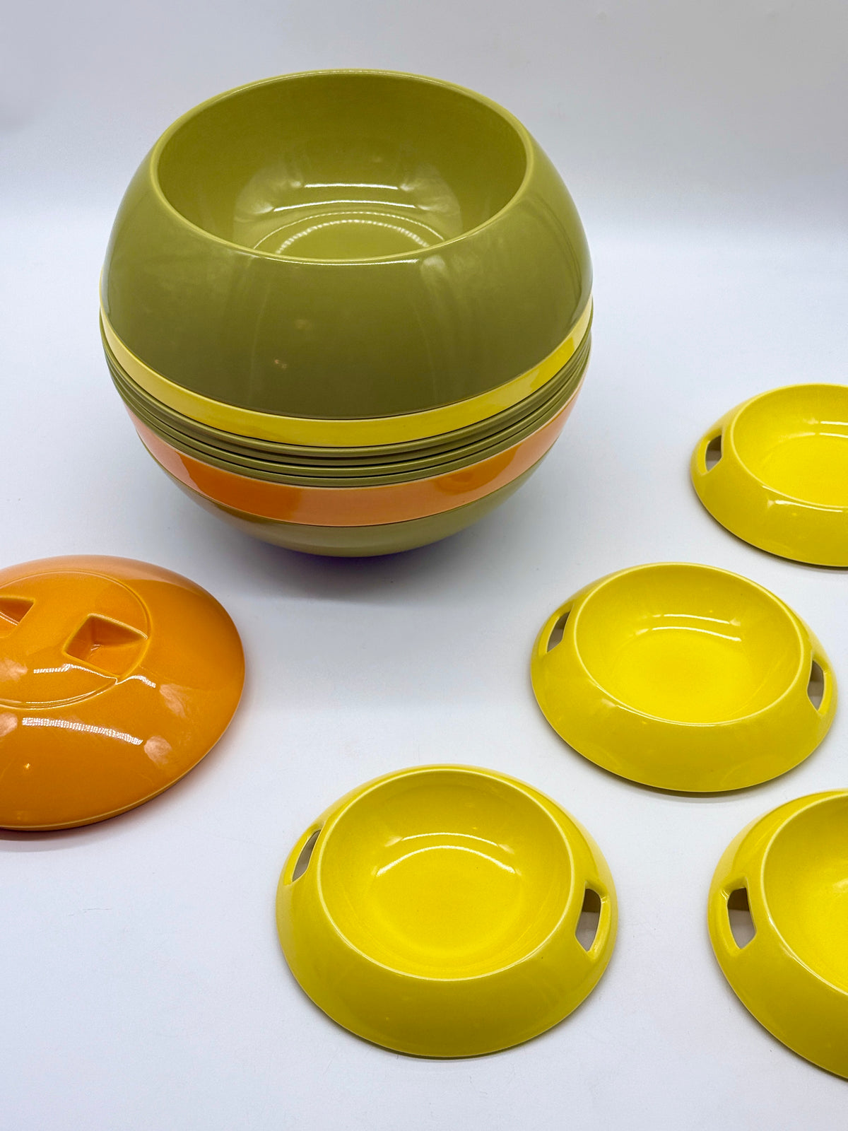 "Die Kugel" par Helen von Boch pour Villeroy & Boch, circa 1971