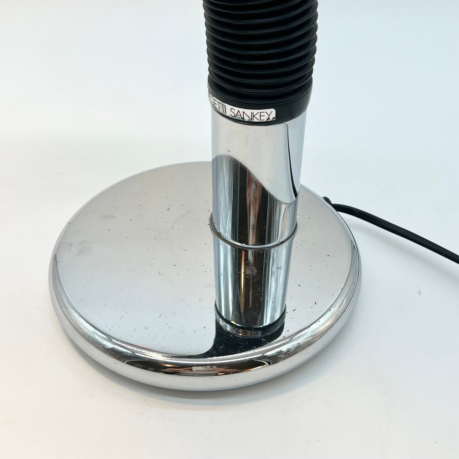 LAMPE "ELBOW" PAR E.BELLINI POUR TARGETTI SANKEY, 1970s. ITALY