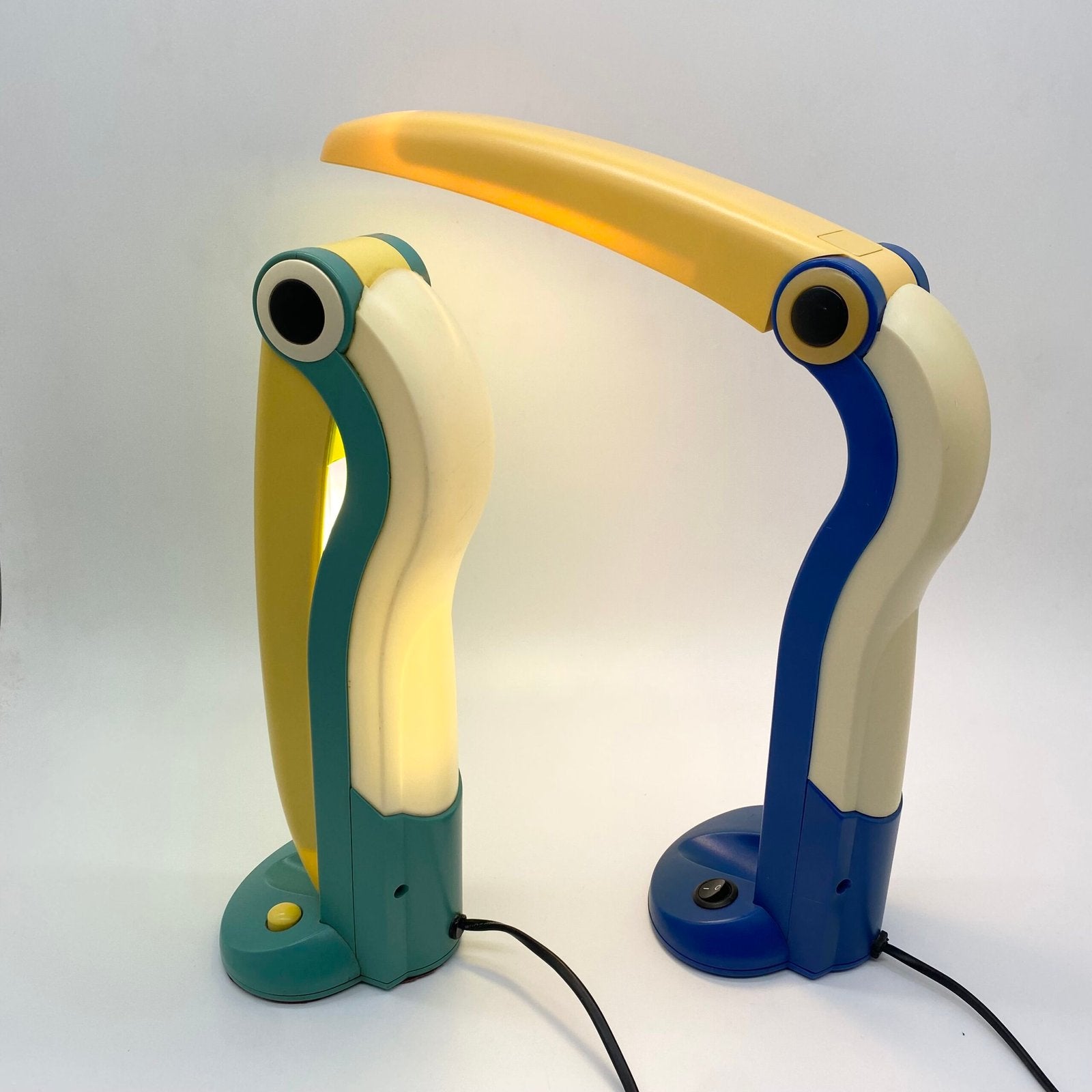 LAMPE TOUCAN  – "H.T. HUANG", 1980s