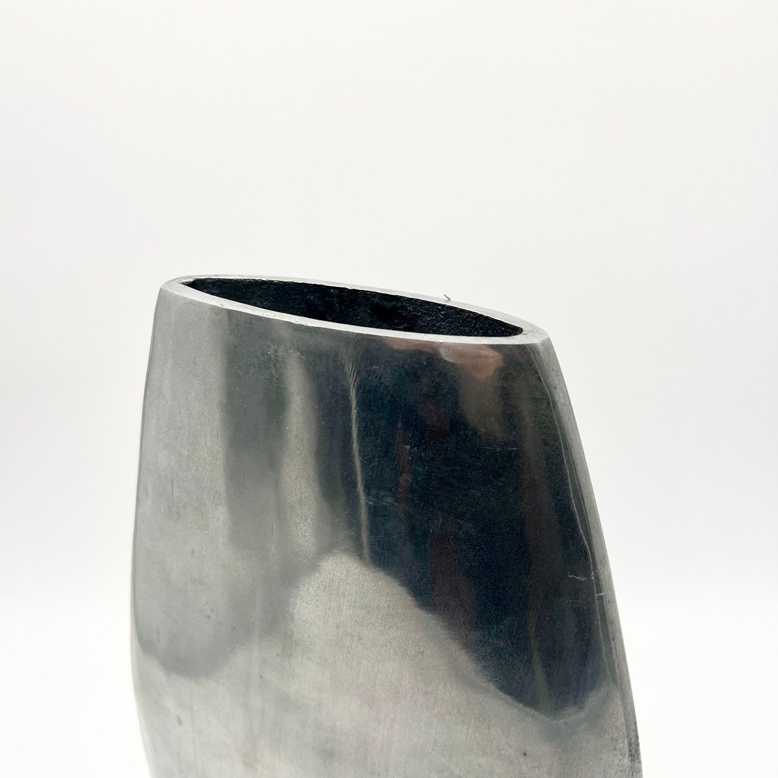 VASE SCULPTURAL "FONTE D’ALUMINIUM", ITALY, 1970s