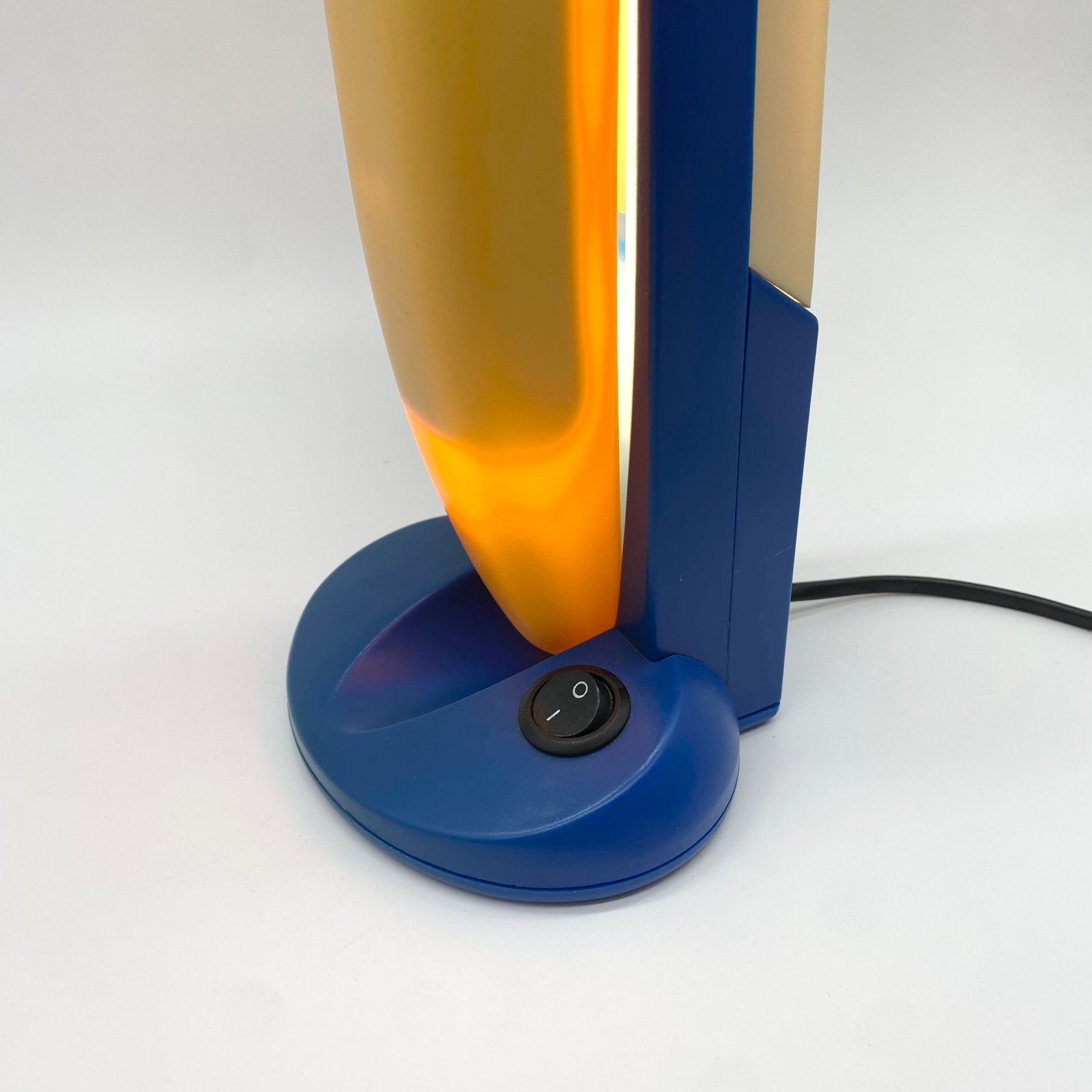 LAMPE TOUCAN  – "H.T. HUANG", 1980s