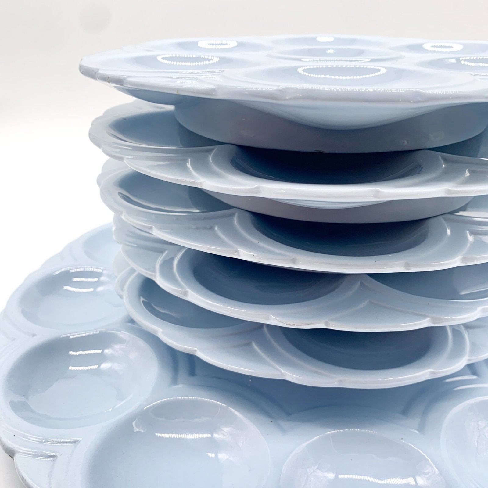SET ASSIETTES ET PLAT EN CÉRAMIQUE "SARREGUEMINES" 1930s