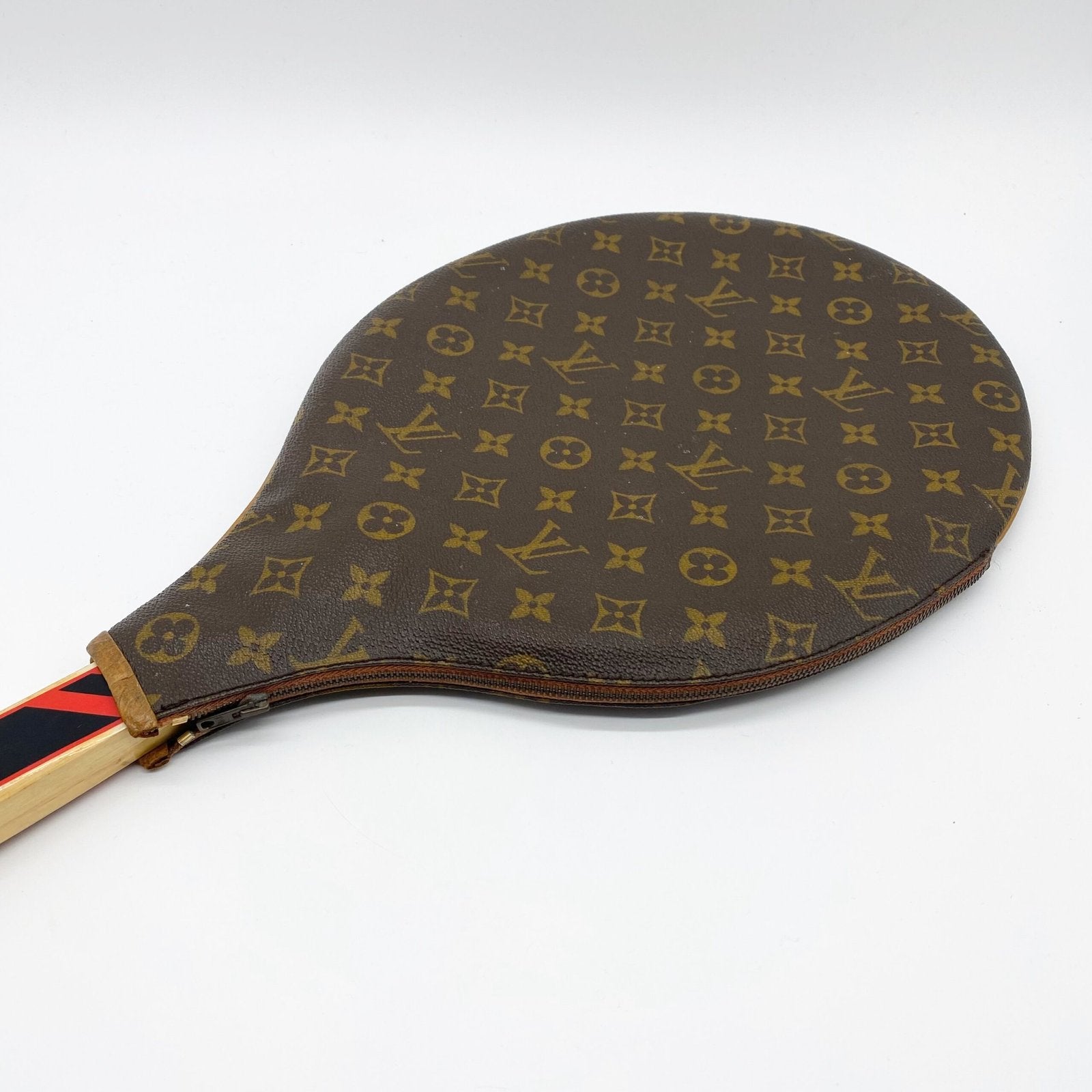 HOUSSE DE RAQUETTE MONOGRAMMES "LOUIS VUITTON", 1951