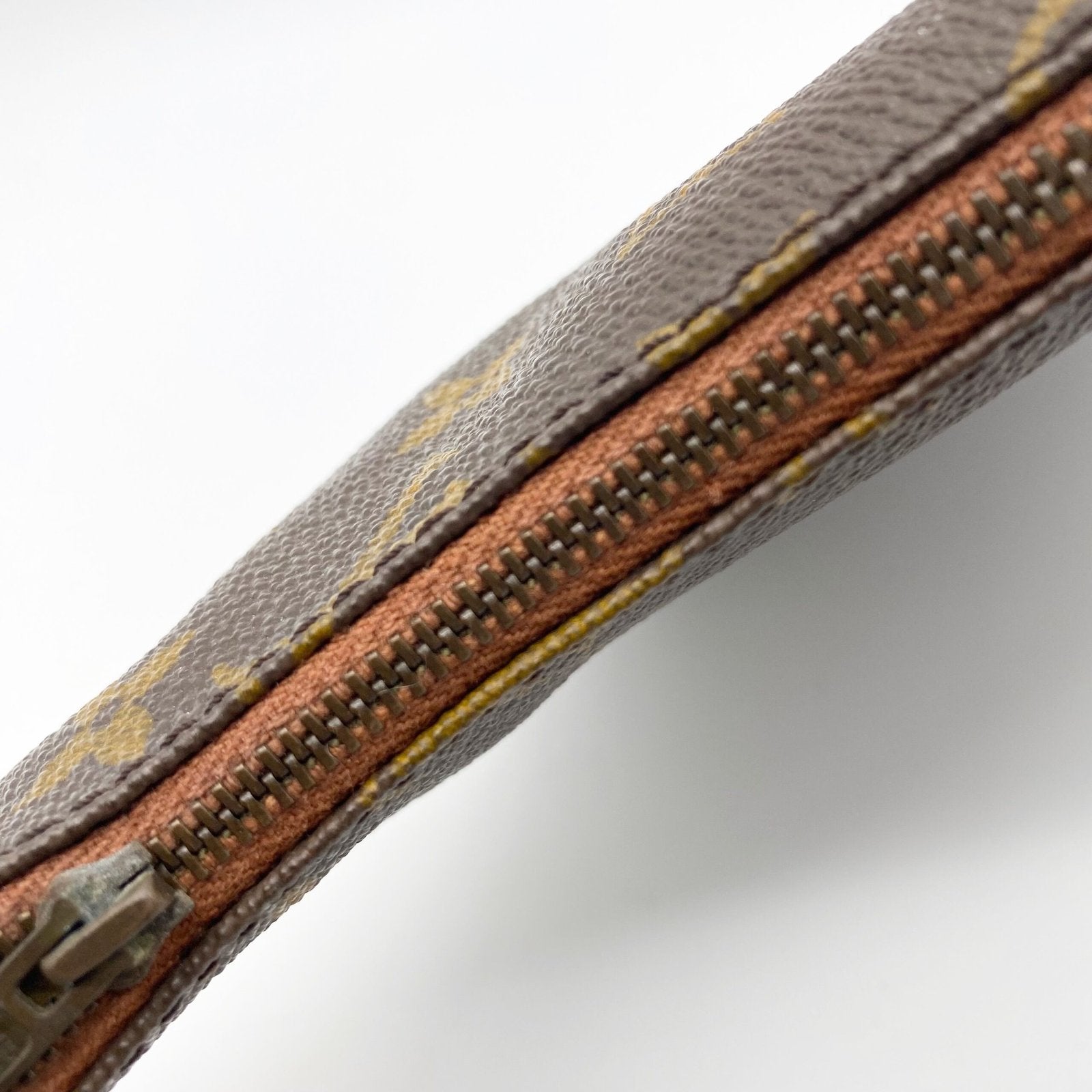 HOUSSE DE RAQUETTE MONOGRAMMES "LOUIS VUITTON", 1951