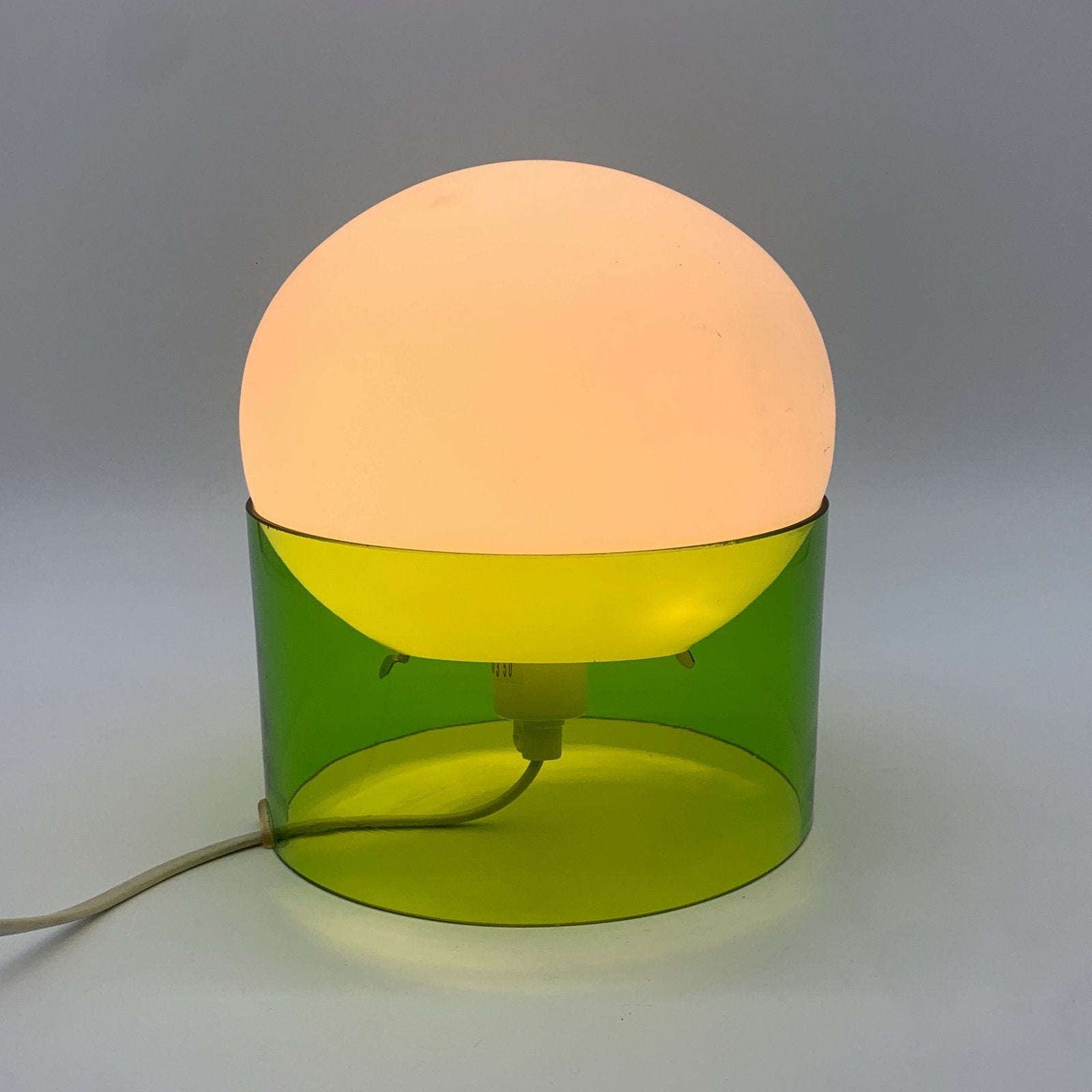 LAMPE GLOBE SPACE AGE VERTE, IKEA, 1990