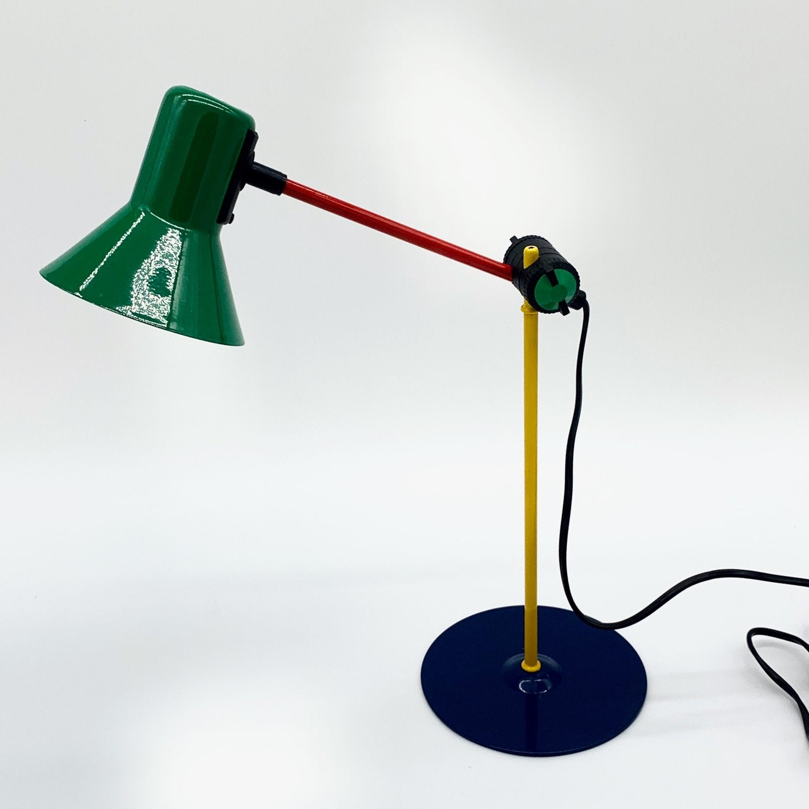 LAMPE DE BUREAU "VENETA LUMI", 1990s. ITALY