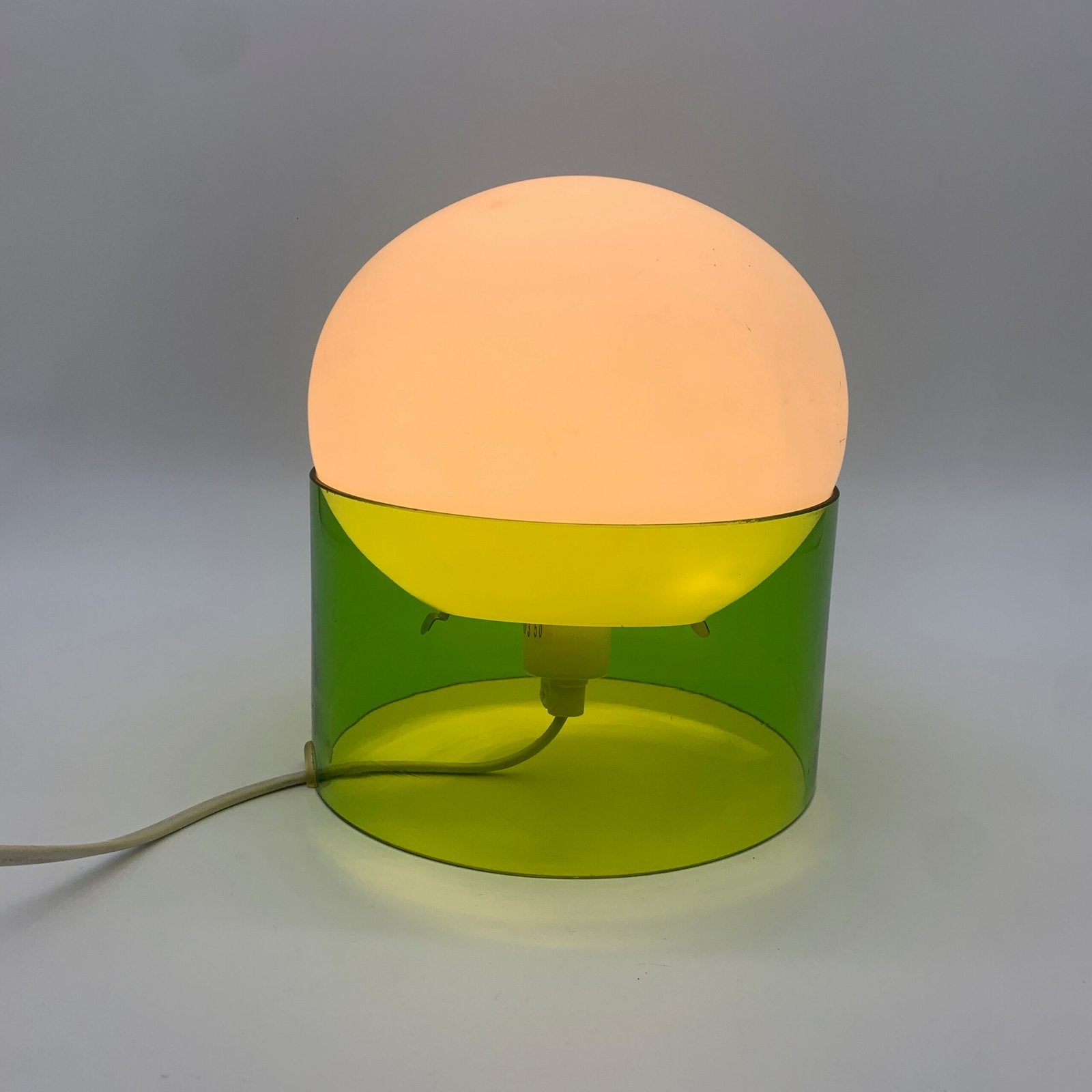 LAMPE GLOBE SPACE AGE VERTE, IKEA, 1990