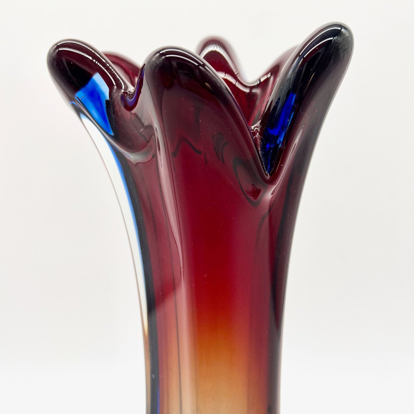 GRAND VASE MURAN0 ROUGE/BLEU, 1960