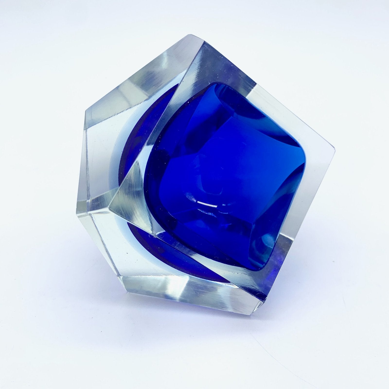 CENDRIER DIAMANT EN VERRE SOMMERSO PAR FLAVIO POLI – MURANO, 1950
