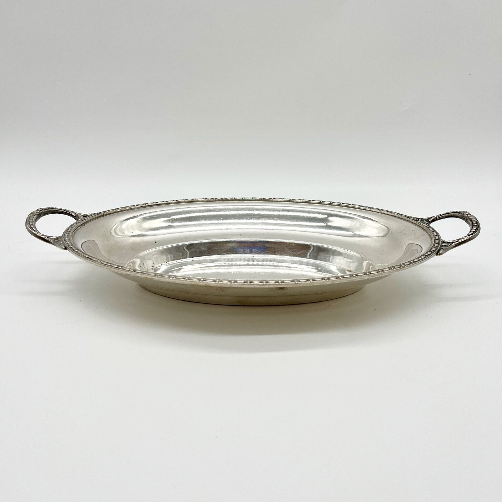PLAT OVALE / MÉTAL ARGENTÉ À ANSES, 1950s