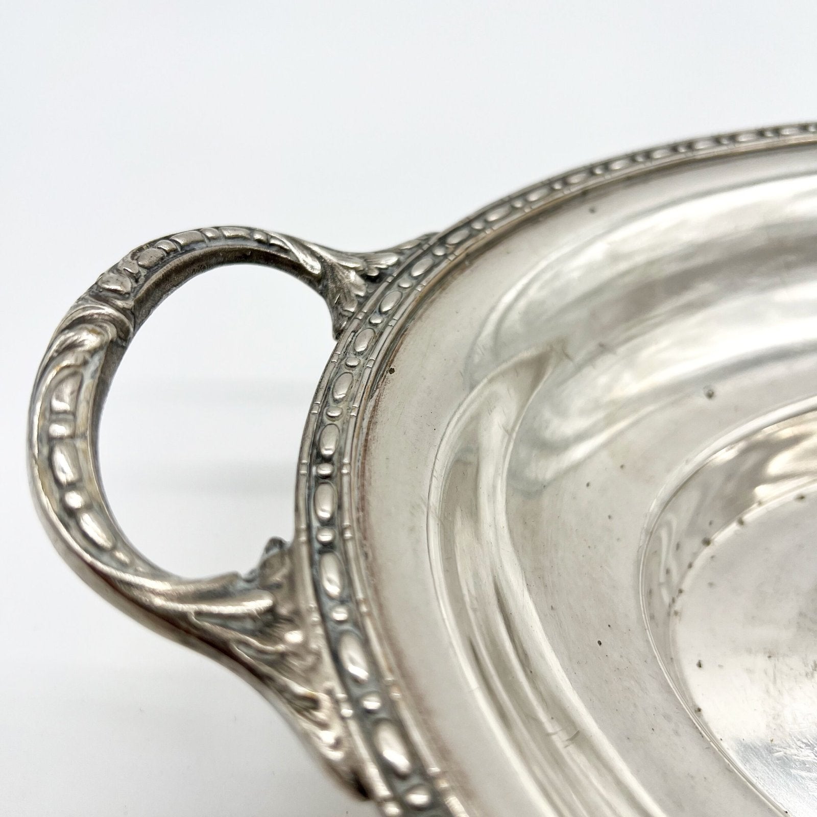 PLAT OVALE / MÉTAL ARGENTÉ À ANSES, 1950s