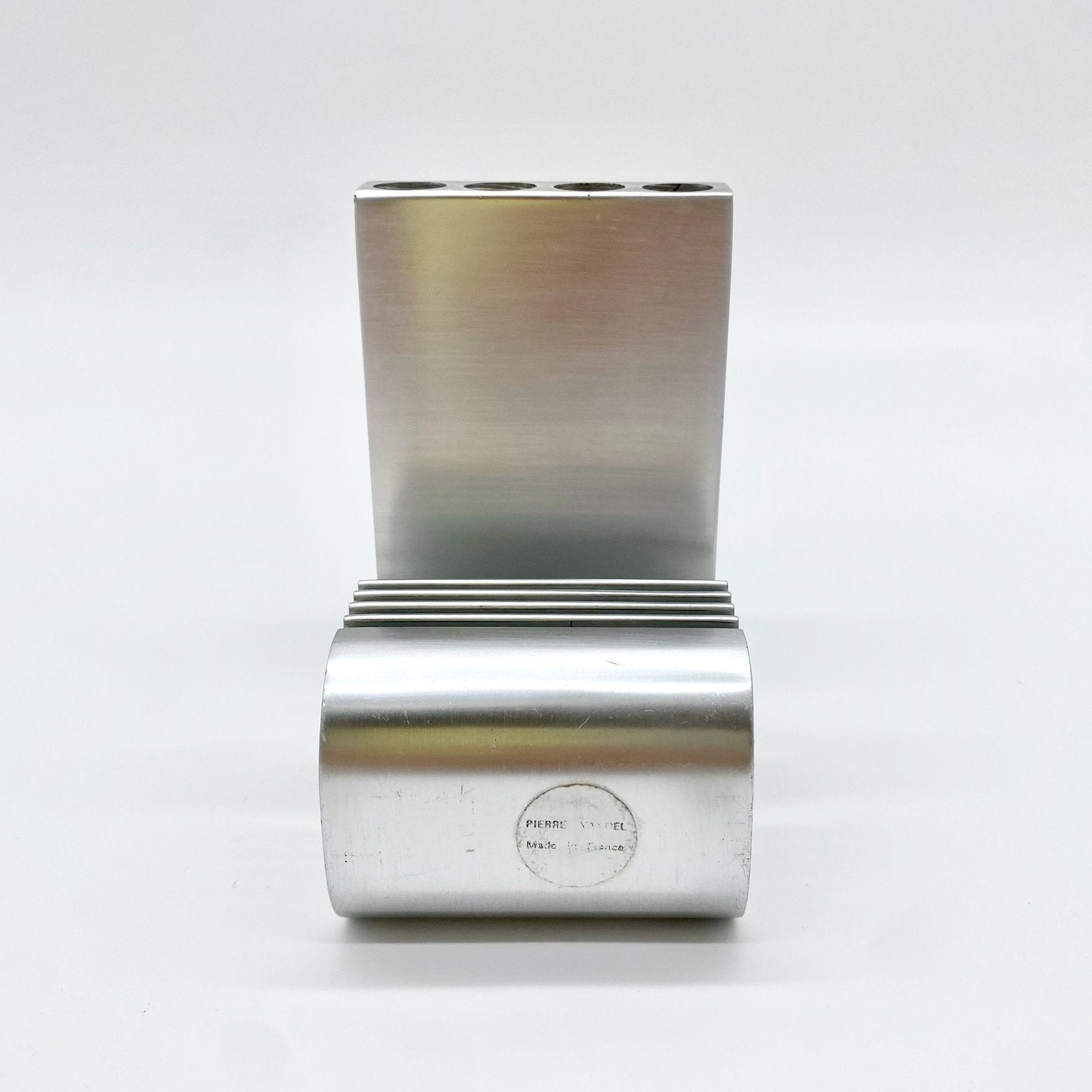 PORTE-STYLO / PRESSE-PAPIER - ALUMINIUM PAR PIERRE VANDEL – 1970s