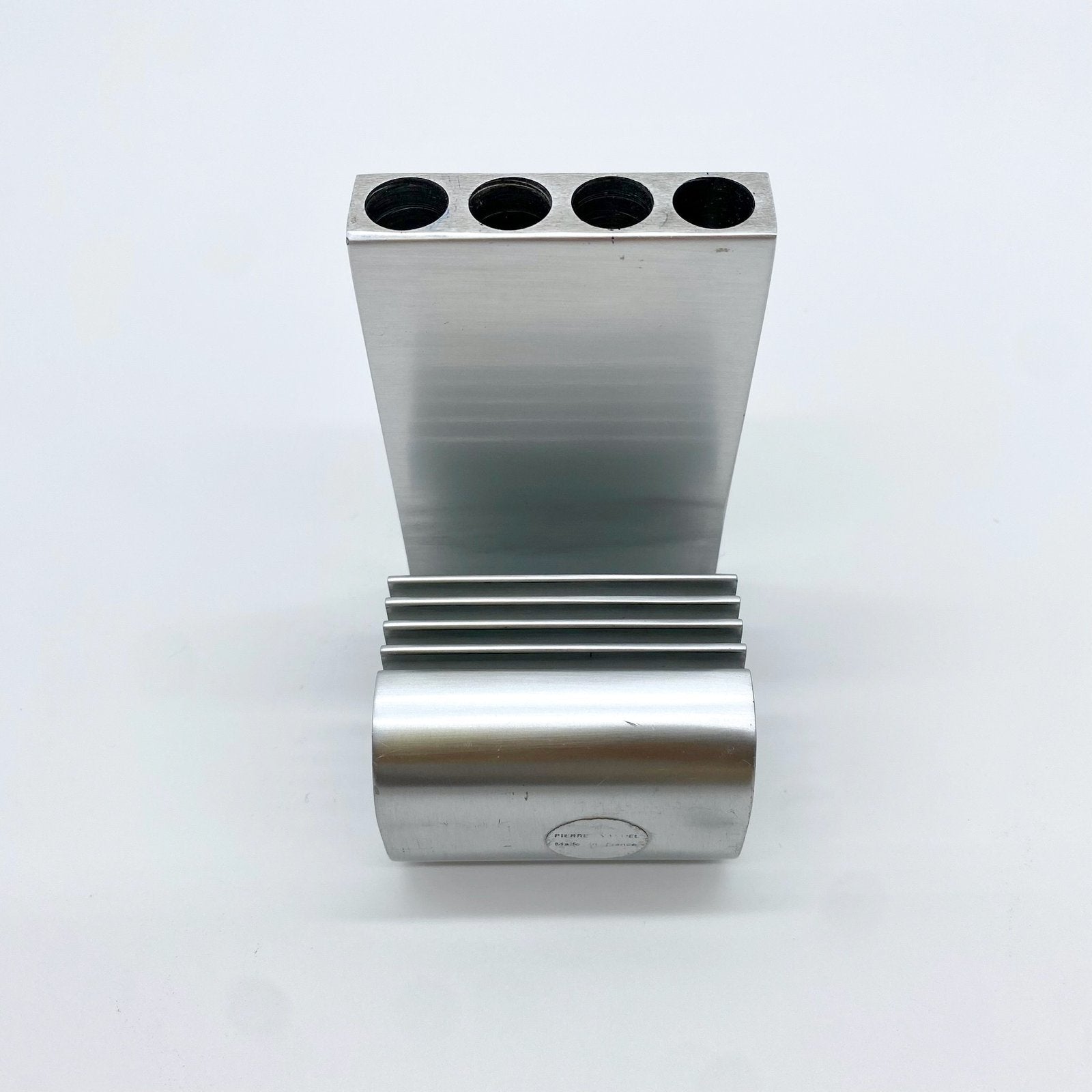 PORTE-STYLO / PRESSE-PAPIER - ALUMINIUM PAR PIERRE VANDEL – 1970s