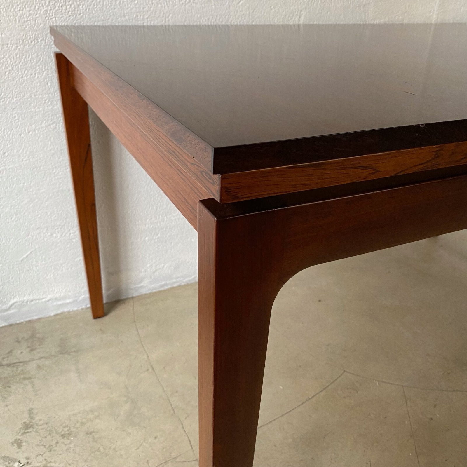 TABLE SCANDINAVE MIDCENTURY