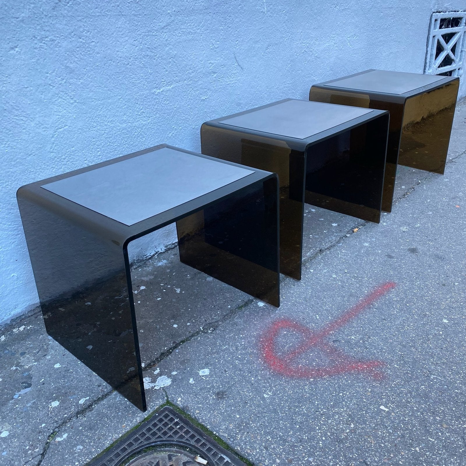 TABLE BASSE GIGOGNES PLEXI & ALU 70s