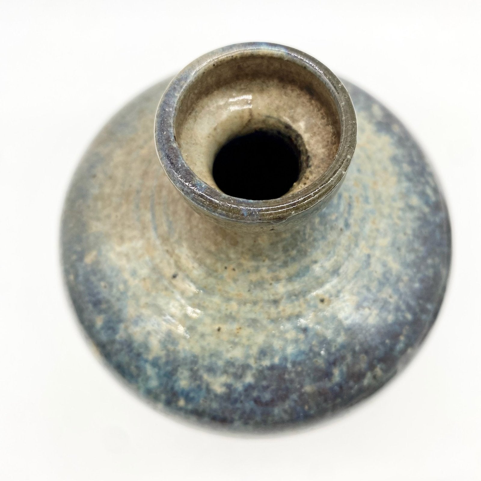 VASE EN GRÈS ÉMAILLÉ — FORME SCULPTURALE, 1950s