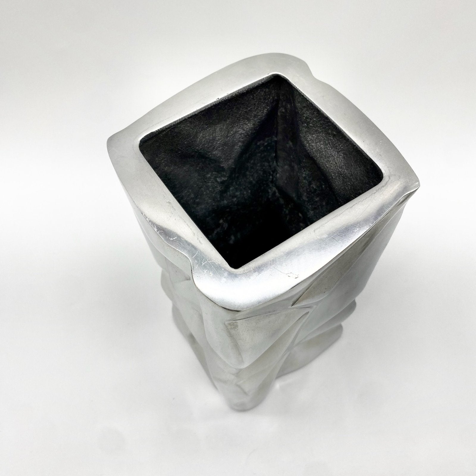 VASE "FROISSÉ" / FONTE D’ALUMINIUM – 1970s