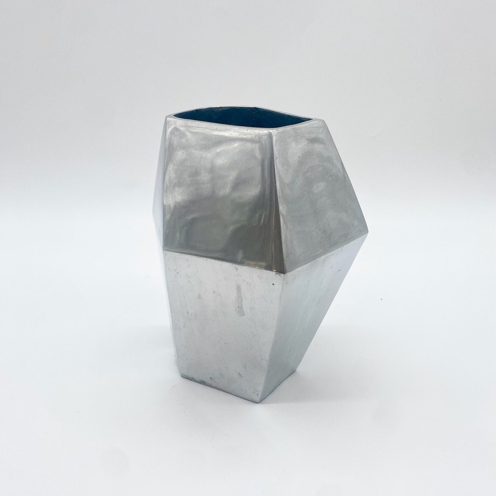 VASE "ICEBREG" / FONTE D'ALUMINIUM, ISLANDE, 1980s