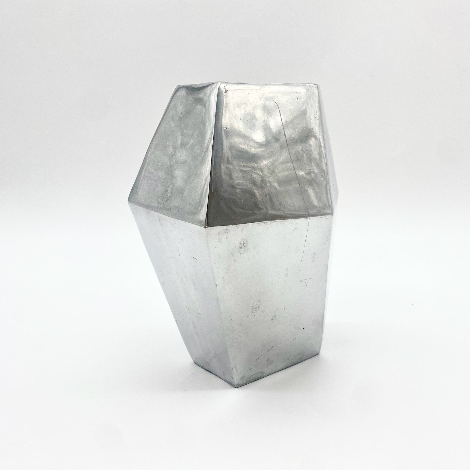 VASE "ICEBREG" / FONTE D'ALUMINIUM, ISLANDE, 1980s