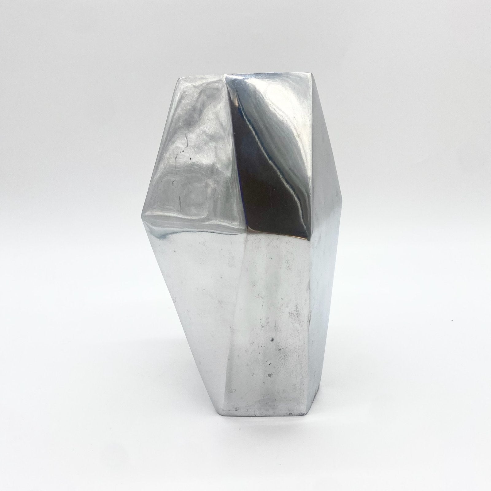 VASE "ICEBREG" / FONTE D'ALUMINIUM, ISLANDE, 1980s