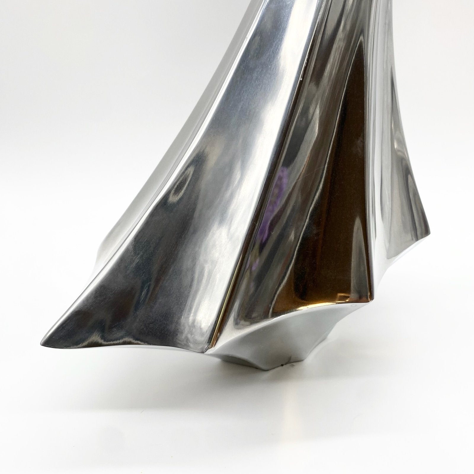 VASE "OVNI" / FONTE D’ALUMINIUM – 1970s 
