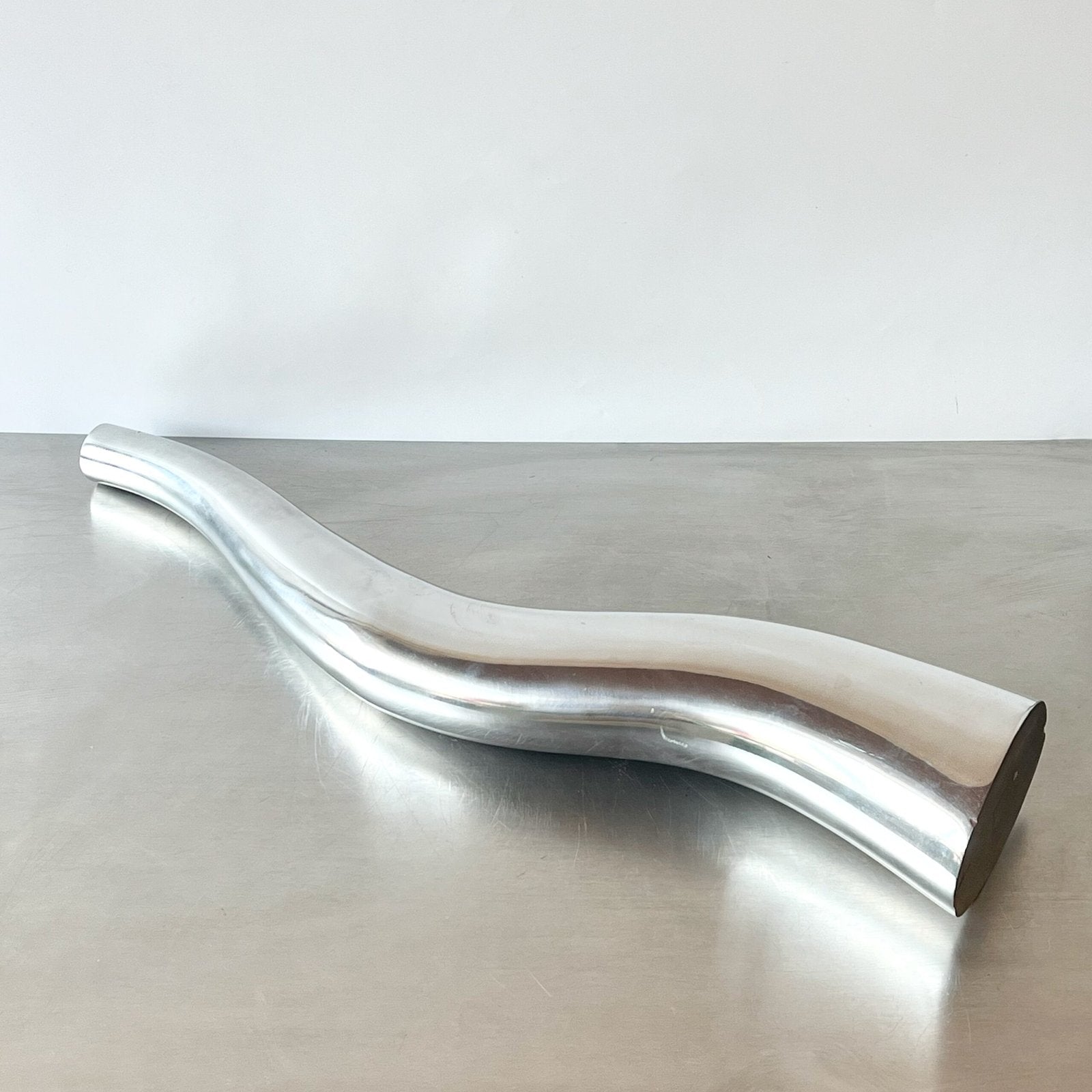 VASE "TENTACULE" XXL / FONTE D’ALUMINIUM – 1980s