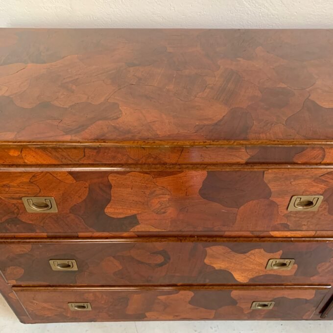 Commode American of Martinsville en bois d’olivier, milieu XXème