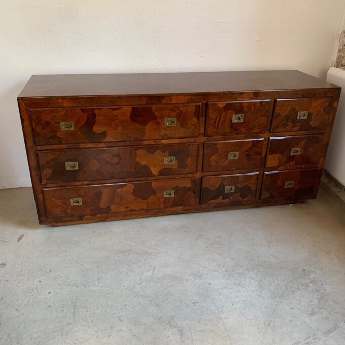 Commode American of Martinsville en bois d’olivier, milieu XXème