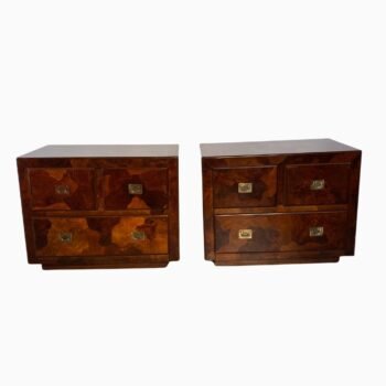 Paire de tables de chevet American of Martinsville en patchwork en bois d’olivier