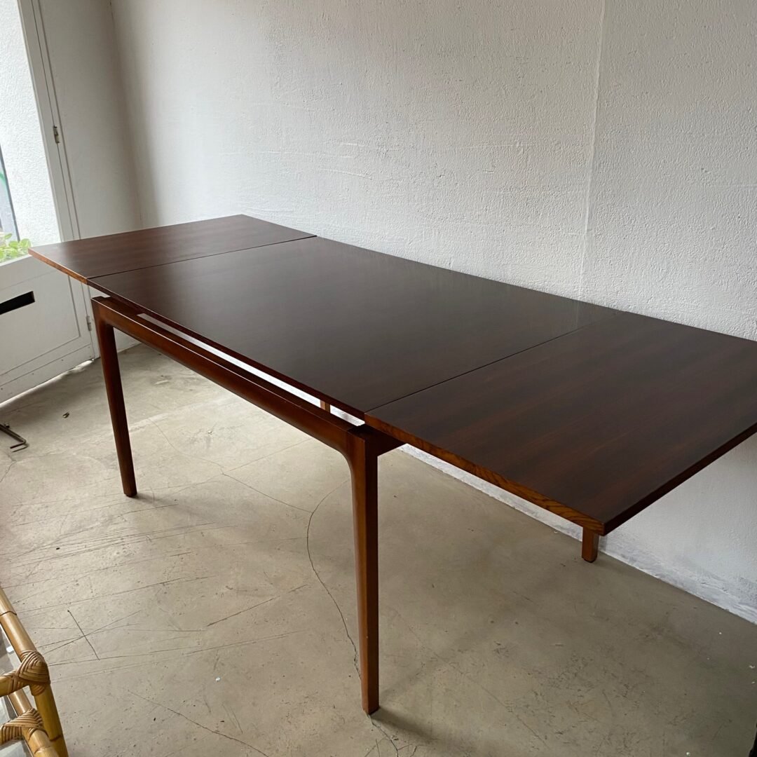 Table basse Scandinave Midcentury Modern - Extensions ouvertes