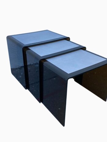 Table basse gigogne en Plexiglass fumé et métal chromé, 1970