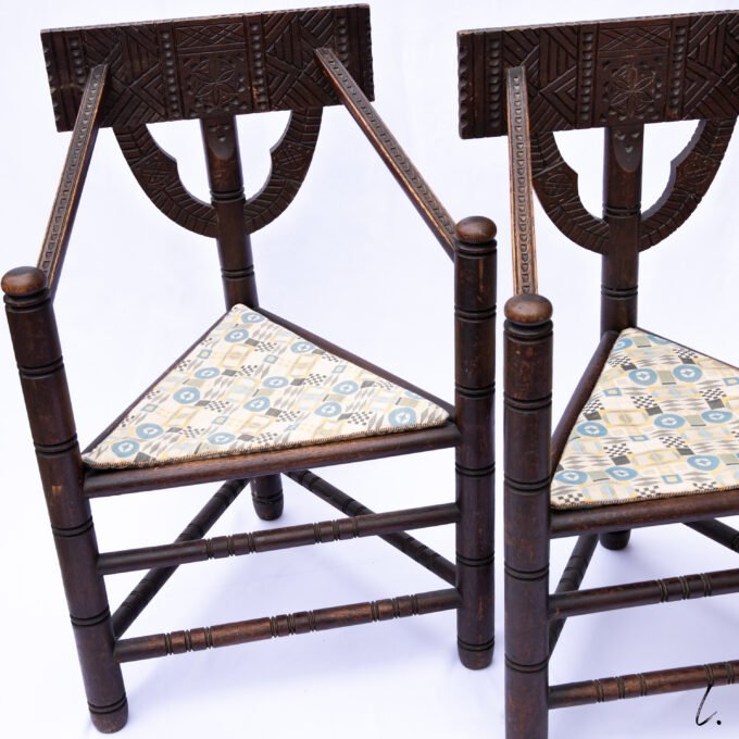 PAIR OF MONK CHAIRS IN SOLID OAK, SWEDEN, 1900 – Image 3