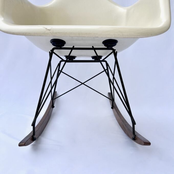 PARCHMENT ROCKING CHAIR, EAMES, HERMAN MILLER, 1970 – Image 6