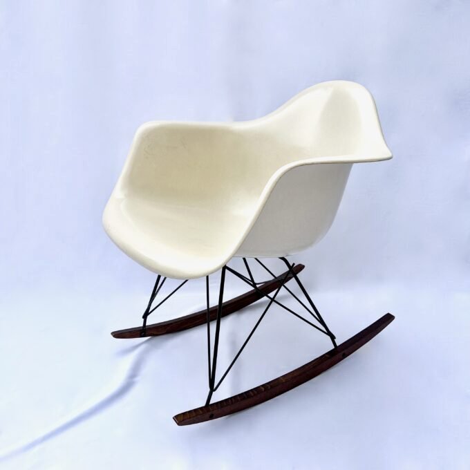 PARCHMENT ROCKING CHAIR, EAMES, HERMAN MILLER, 1970 – Image 2