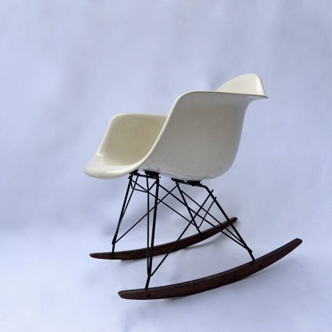 PARCHMENT ROCKING CHAIR, EAMES, HERMAN MILLER, 1970 – Image 3