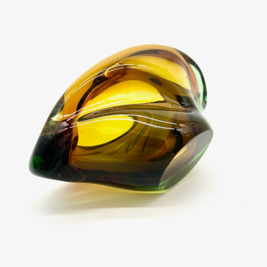 CENDRIER FORME LIBRE AMBRE ET VERT, CRISTAL DE BOHÈME, 1960 – Image 9