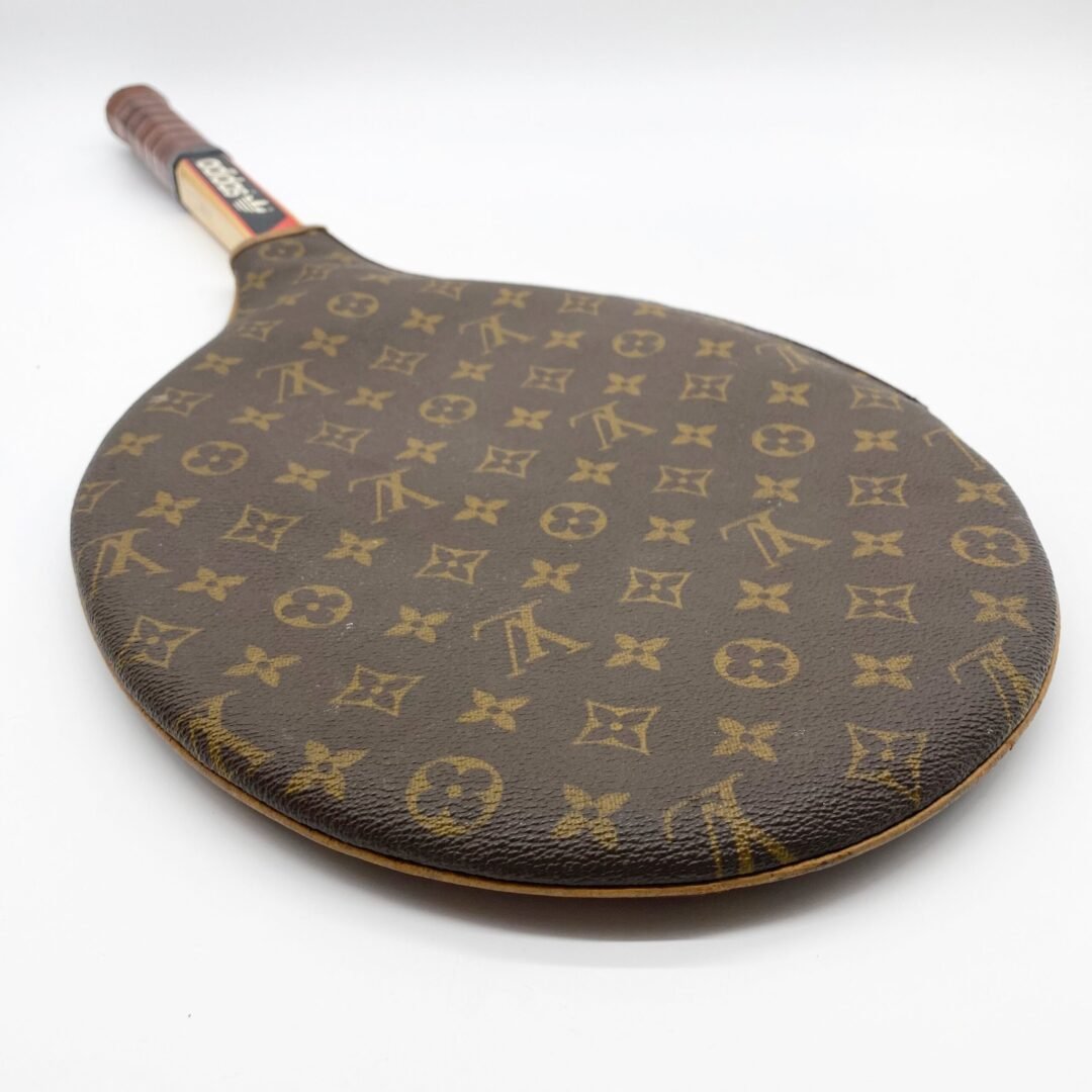 HOUSSE DE RAQUETTE MONOGRAMMES "LOUIS VUITTON", 1951