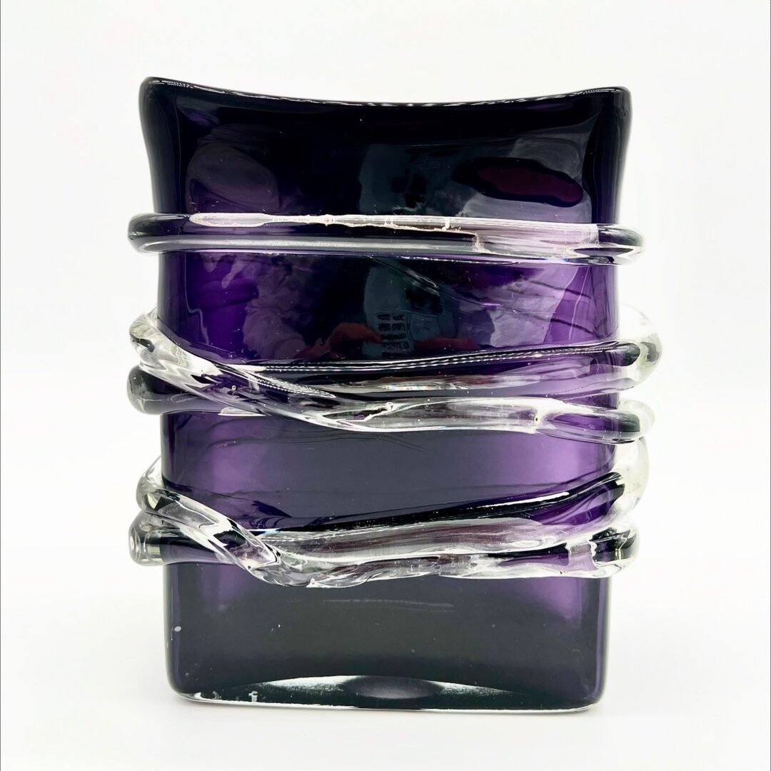 VASE EN VERRE SOUFFLE DE BOHEME, MID-CENTURY