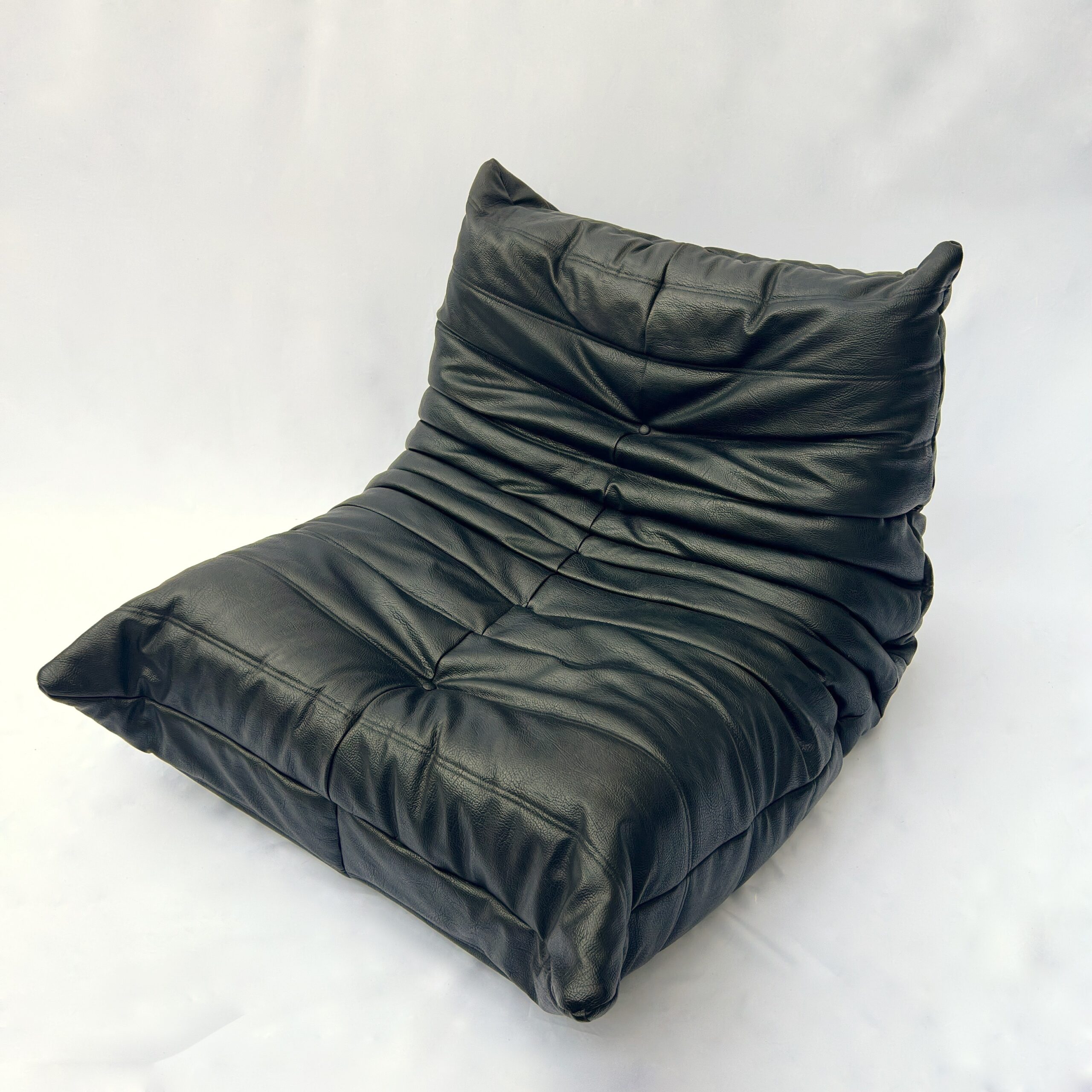 TOGO CHAIR IN BLACK LEATHER, LIGNE ROSET, 1980s