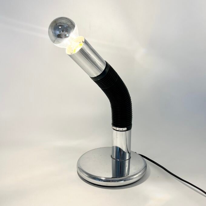 LAMPE "ELBOW" PAR E.BELLINI POUR TARGETTI SANKEY, 1970s. ITALY