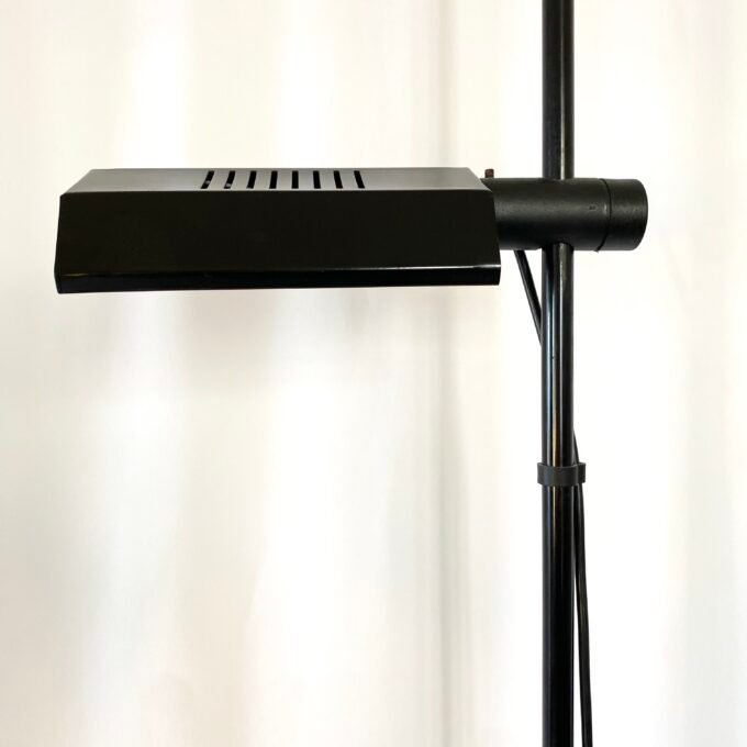 LAMPADAIRE POST-MODERNE, 1980s ITALY – Image 2
