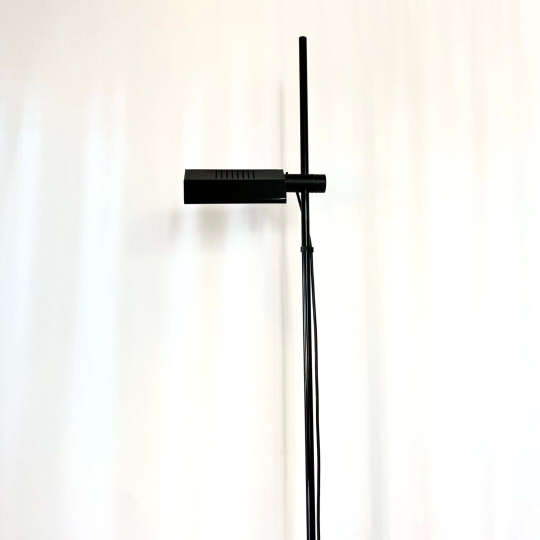 LAMPADAIRE POST-MODERNE, 1980s ITALY