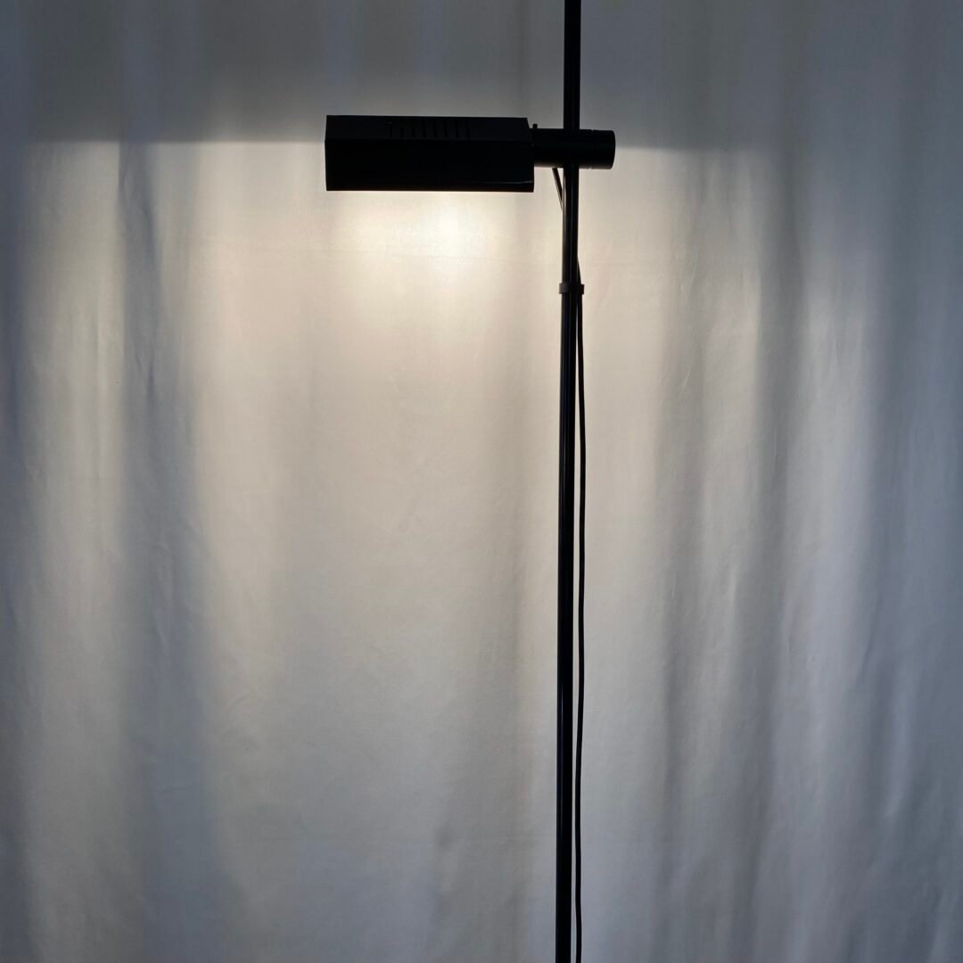 LAMPADAIRE POST-MODERNE, 1980s ITALY – Image 14
