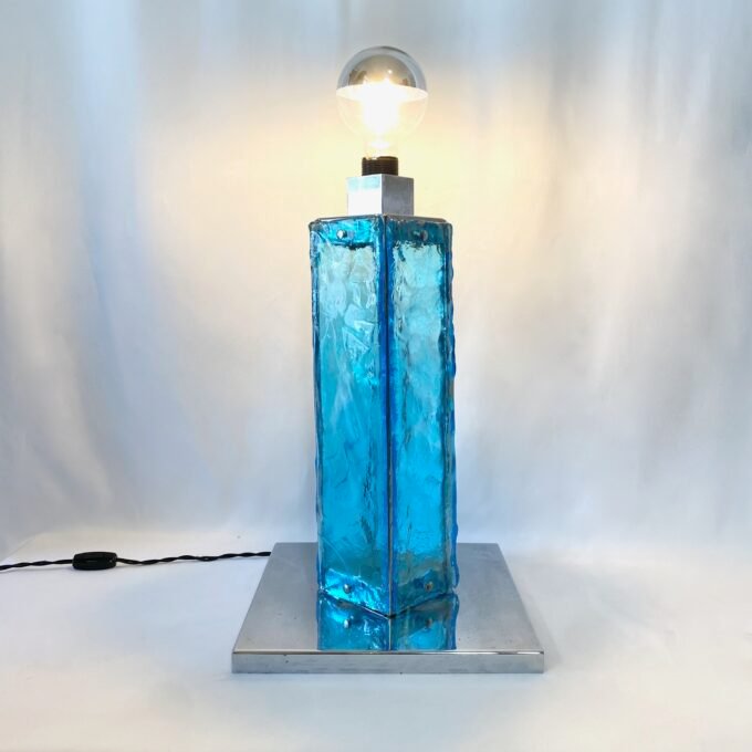 GRANDE LAMPE MURANO BLEU ET CHROME, 1960s. ITALY