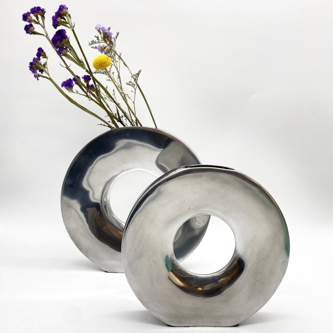 PAIRE DE VASES "DONUTS" / FONTE D’ALUMINIUM – 1970s ITALY – Image 17