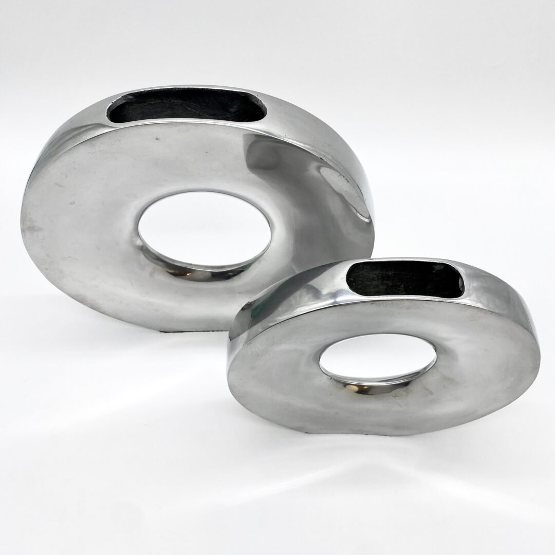 PAIRE DE VASES "DONUTS" / FONTE D’ALUMINIUM – 1970s ITALY – Image 5