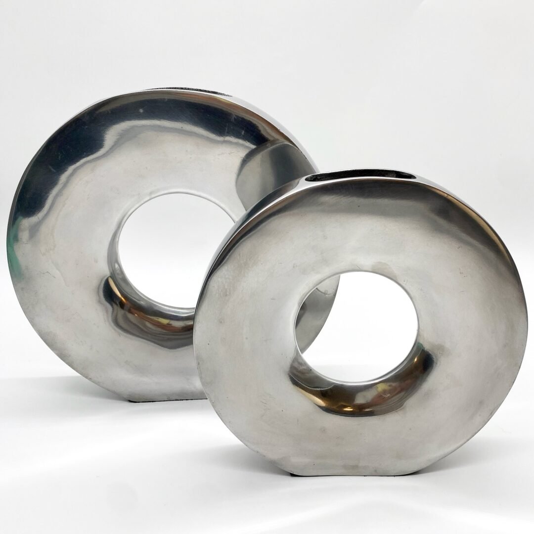 PAIRE DE VASES "DONUTS" / FONTE D’ALUMINIUM – 1970s ITALY – Image 3