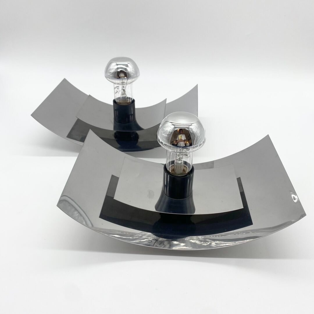 PAIRE D’APPLIQUES "SPACE AGE" - MÉTAL CHROMÉ –  1970s – Image 12